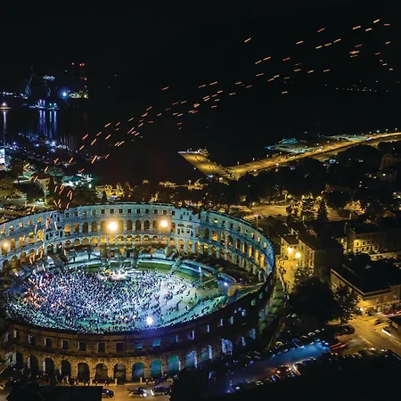 Apartman Cozy In With Wifi *